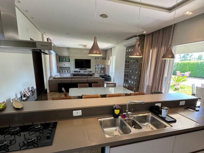 Casa Condomínio Portal do Sol