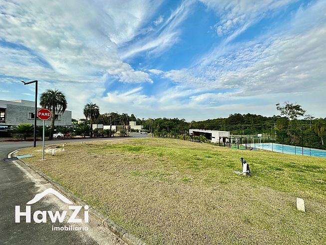 Terreno Condomínio Esmeralda