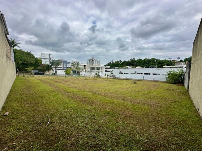 Terreno no Bairro Santa Catarina